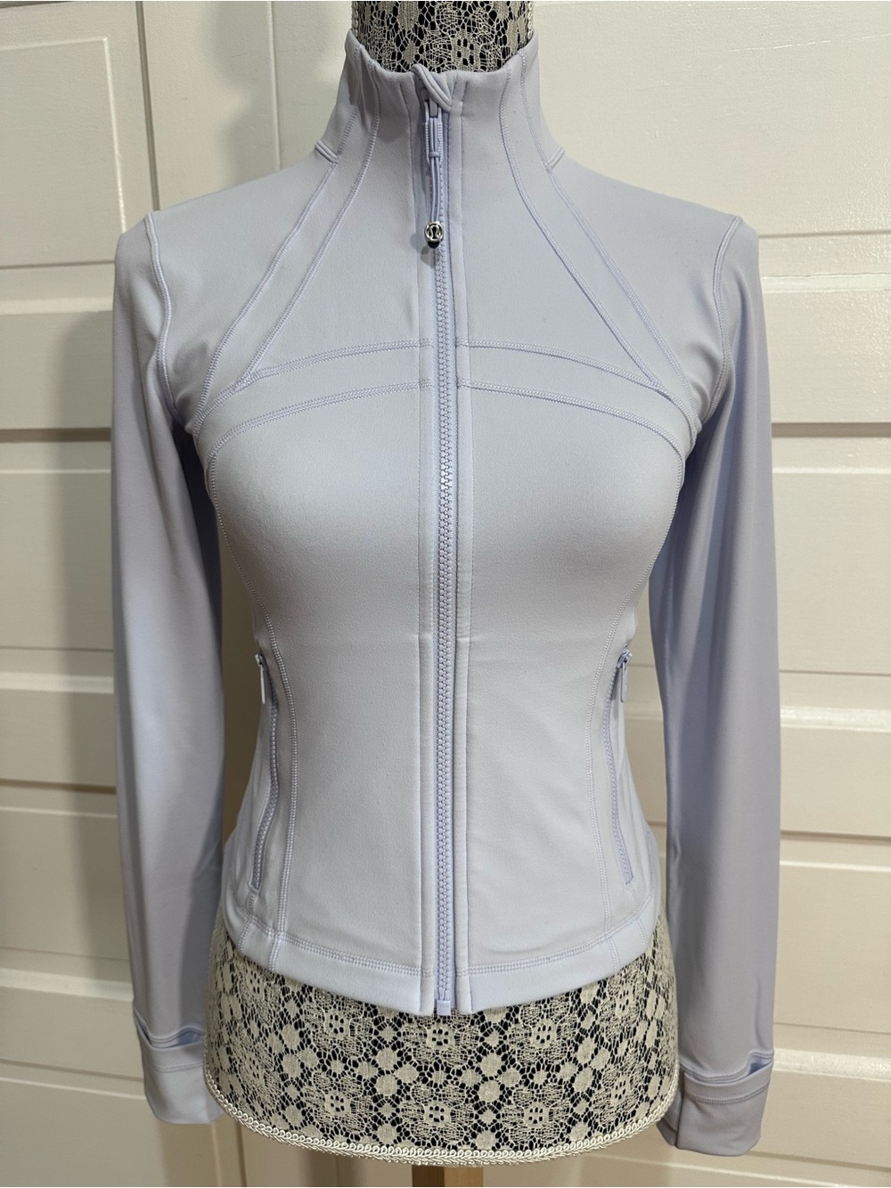Lululemon Define Cropped Jacket *Nulu Size 6 Pale Blue Purple $138